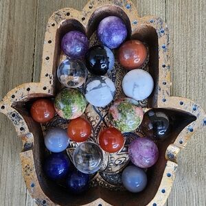 33 Various Crystal spheres